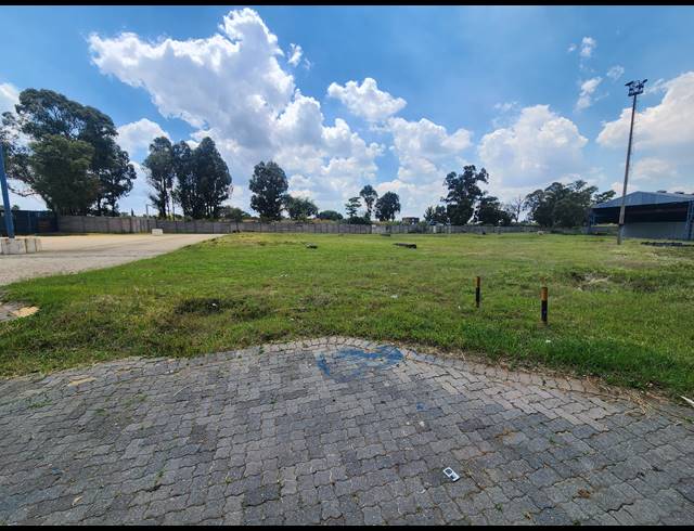 6,000M² INDUSTRIAL YARD TO LET IN WADEVILLE
